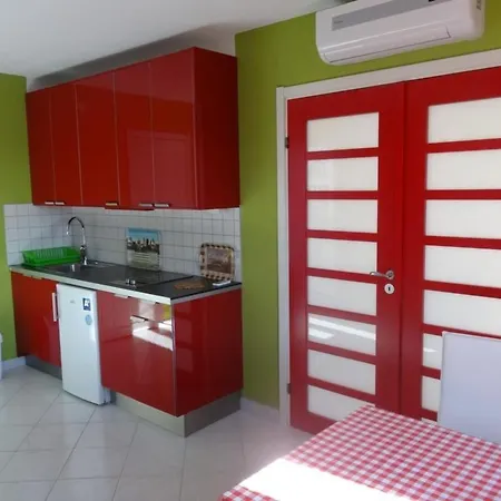 Mit Herrlichem Meerblick By Interhome *